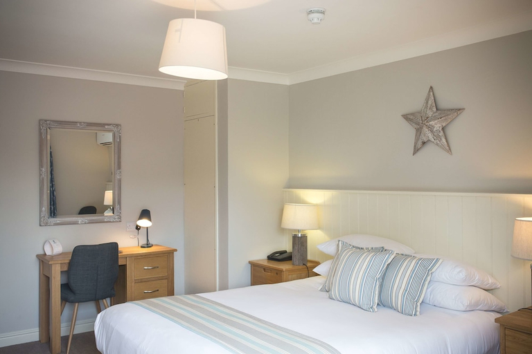 Bedroom 2, George Hotel, BW Signature Collection, Norfolk