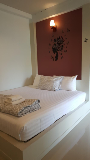 Bedroom 12