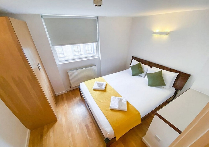 Bedroom 2, Hyde Park Executive Apartments, London
