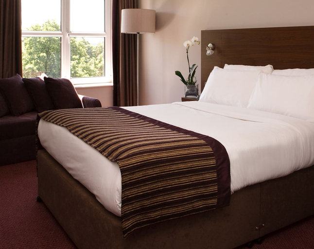 Bedroom 2, Leonardo Hotel Newcastle, Newcastle upon Tyne