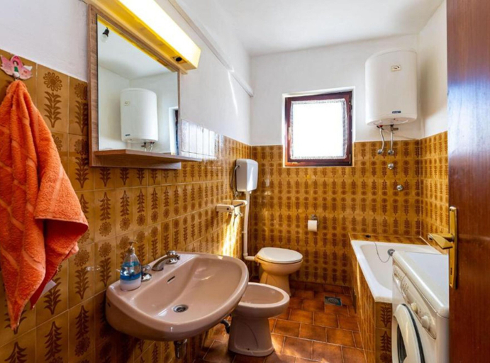 Bathroom 3, Apartment Serđa, Preko
