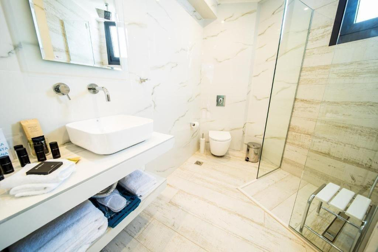 Bathroom 5, Kali Thea Suites, Central Macedonia
