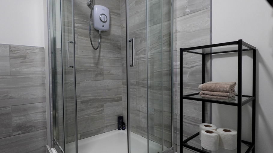Bathroom 2, The Stay Luxe, Manchester