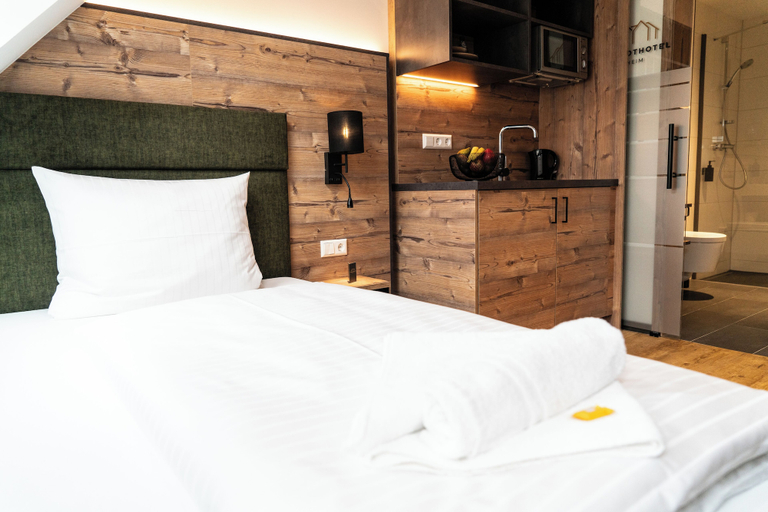 Bedroom 3, SEKRA Stadthotel, Heidenheim