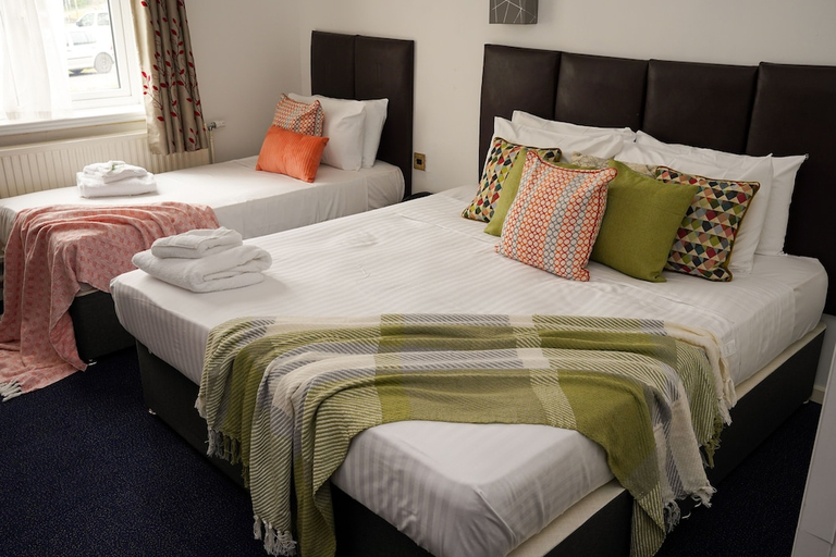 Bedroom 2, Hamlet Hotels Maidstone, Kent