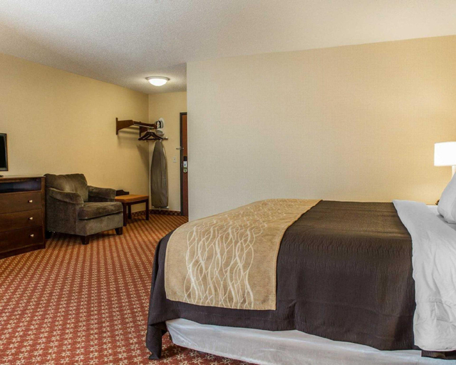 Bedroom 16