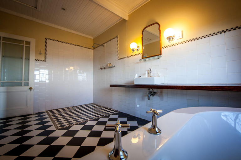 Bathroom 3