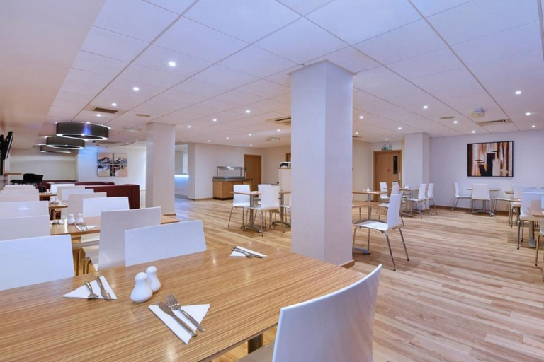 Food & Drinks 5, Travelodge Worcester, Worcestershire