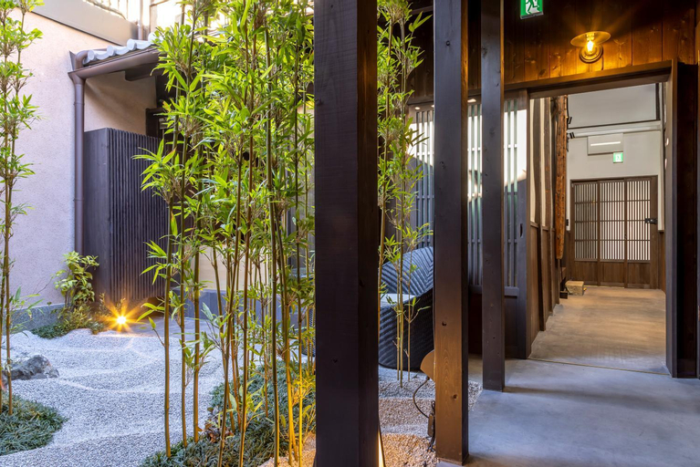 Kyo no oozora GION KAWASEMI, Kyoto