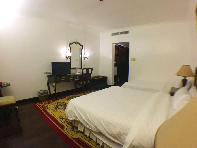 Bedroom 13