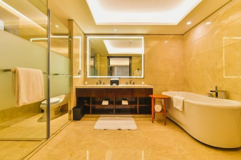 Bathroom 3, The Garden Hotel Tangshan, Tangshan