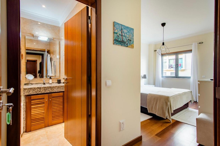 Bathroom 2, Quarto Duplo Parque Tejo, com WC, Loures