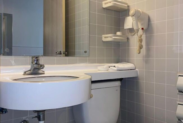 Bathroom 4, Jinjiang Inn (Linhai Chonghemen), Taizhou