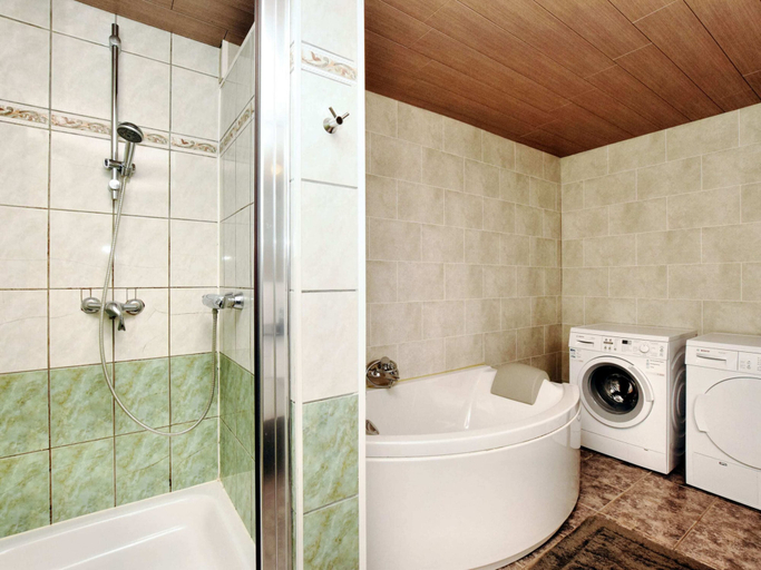 Bathroom 4, Durbuy Luxe Villa with Pool, Namur