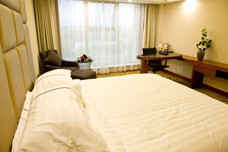 Bedroom 3, Chenzhou International Hotel, Chenzhou