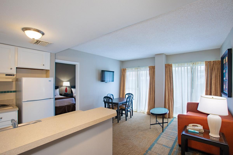 Others 5, The Enclave Hotel & Suites, Orange