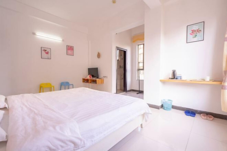 Bedroom 12