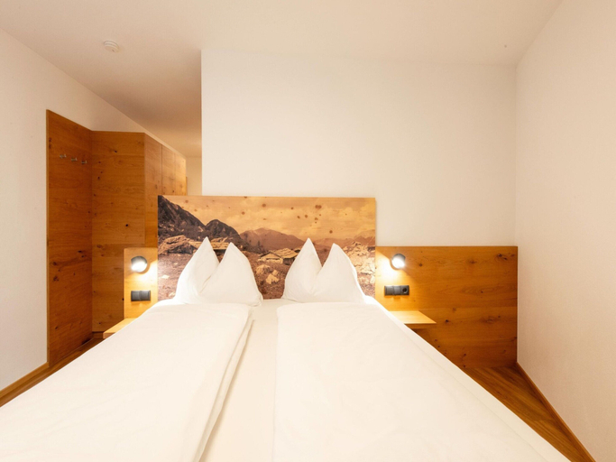 Bedroom 3, Beautiful Flat in Hart With Fitness Room, Schwaz