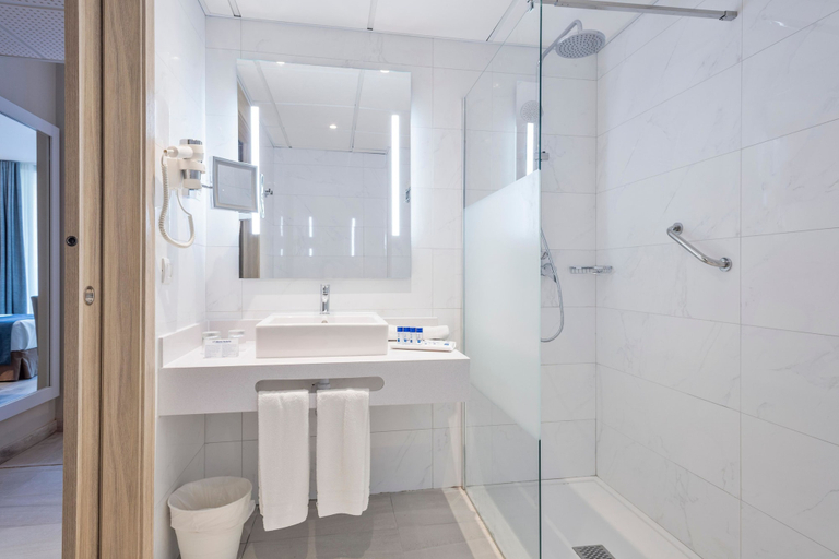 Bathroom 4, Hotel Best Sol d'Or, Tarragona