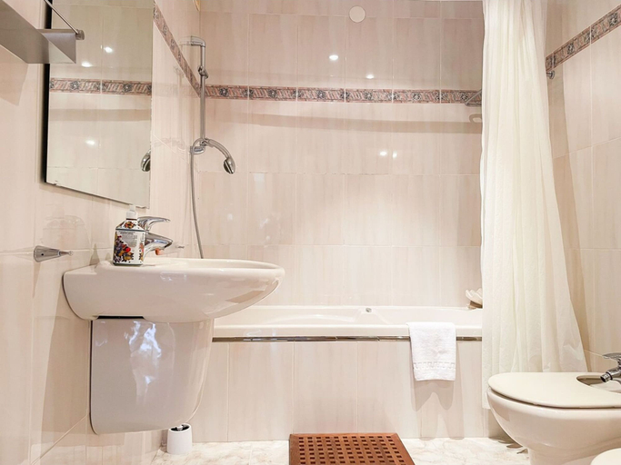 Bathroom 4, Unik Vacation Seaside, Tarragona