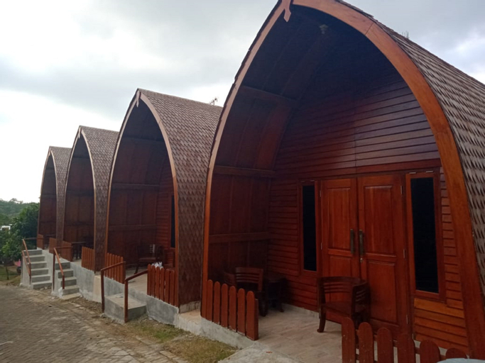 Exterior 2