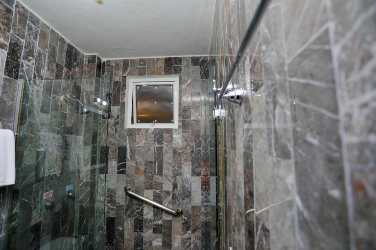 Bathroom 4, Hotel Santa Maria Cancun, Isla Mujeres