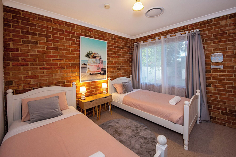 Bedroom 5, A Fairy Wren Cottage, Busselton