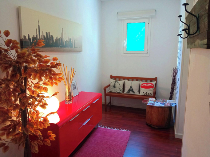 Exterior & Views, Habitacions Sant Pere Claver, Lleida