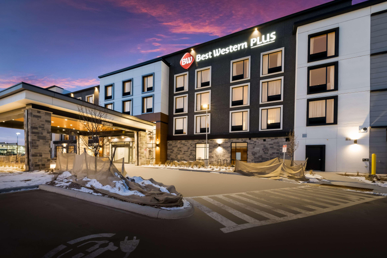 Exterior & Views 2, Best Western Plus Parry Sound, Parry Sound
