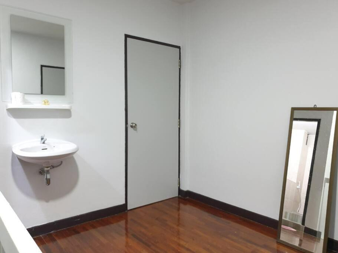 Bathroom 3, 7/7 House, Classic House for family, Hat Yai