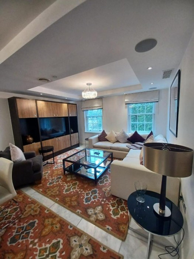 Others 4, Buckingham Palace Residences by Aeria Apartments, London