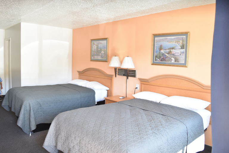 Bedroom 3, Arlington inn, Gilliam