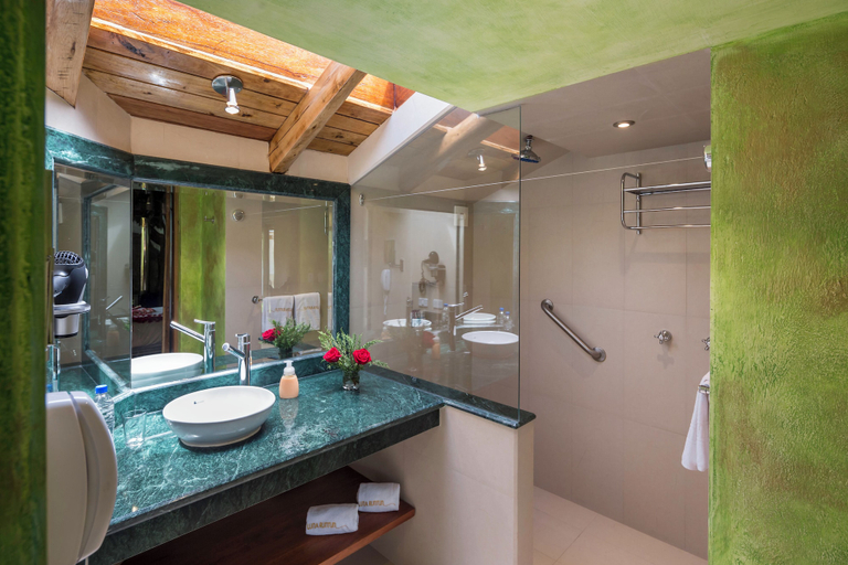 Bathroom 5, Luna Volcán, Adventure SPA - formerly Luna Runtún, Baños
