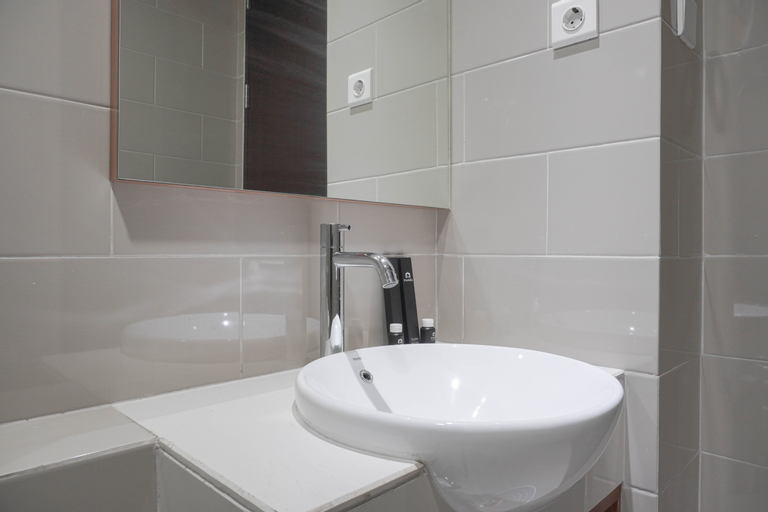 Bathroom 4