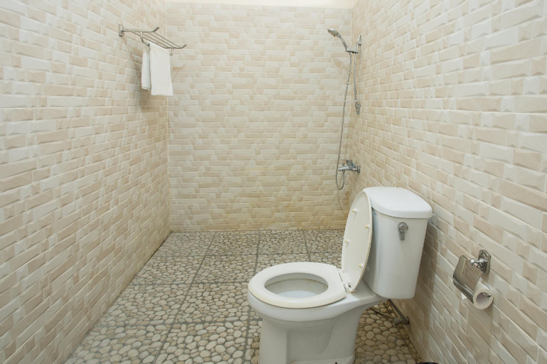 Bathroom 3