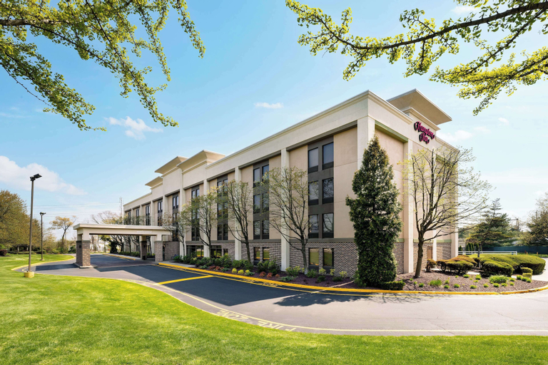 Exterior & Views 1, Hampton Inn Long Island/Islandia, Suffolk