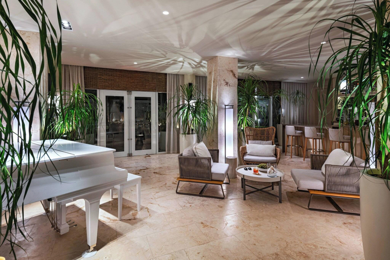 Public Area 4, Alaia Belize, Autograph Collection