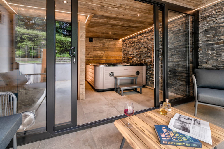 Room 3, The Hideaway at Higher Longtail, Cumbria