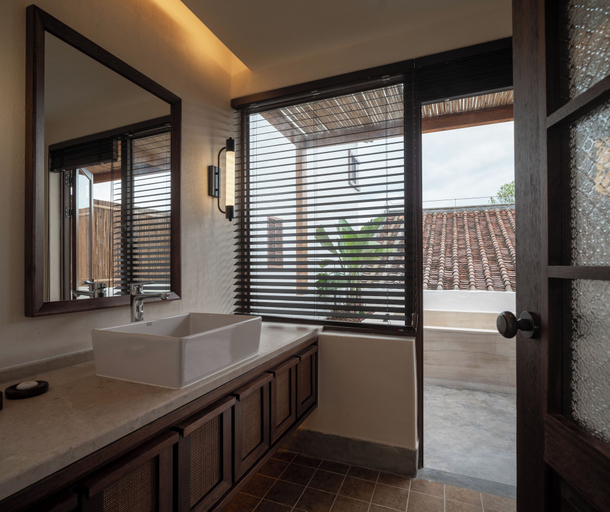 Bathroom 4, qingyuansanhedaoli, Qingyuan