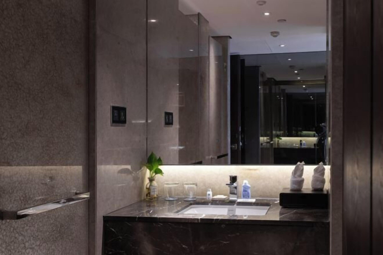 Bathroom 4, Le Noble Hotel, Ganzhou