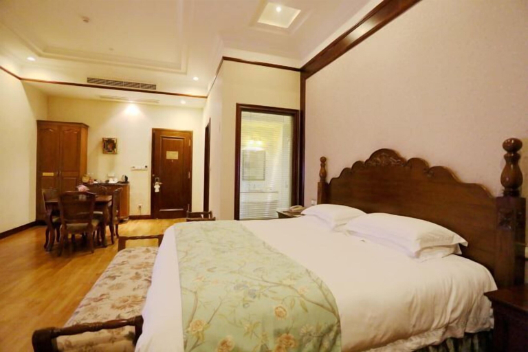 Bedroom 2, Treasure Island Hotel, Wenzhou