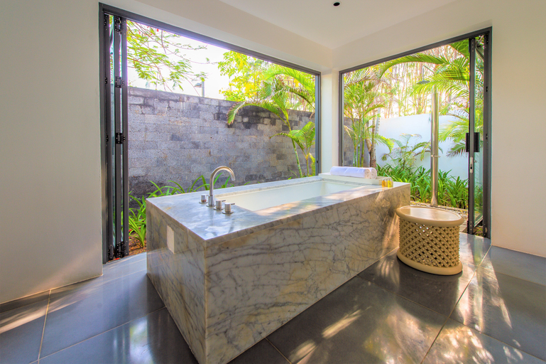 Bathroom, Sanctuary Ho Tram Resort, Xuyên Mộc