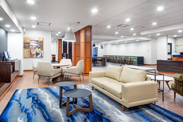 Public Area 3, Fairfield Inn & Suites by Marriott Toronto Mississauga, Peel