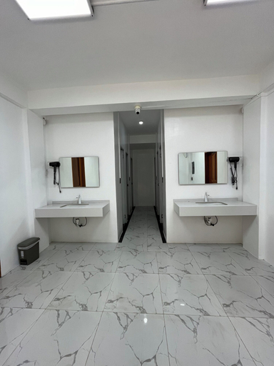 Bathroom 3, LUCKY TITO, Malay