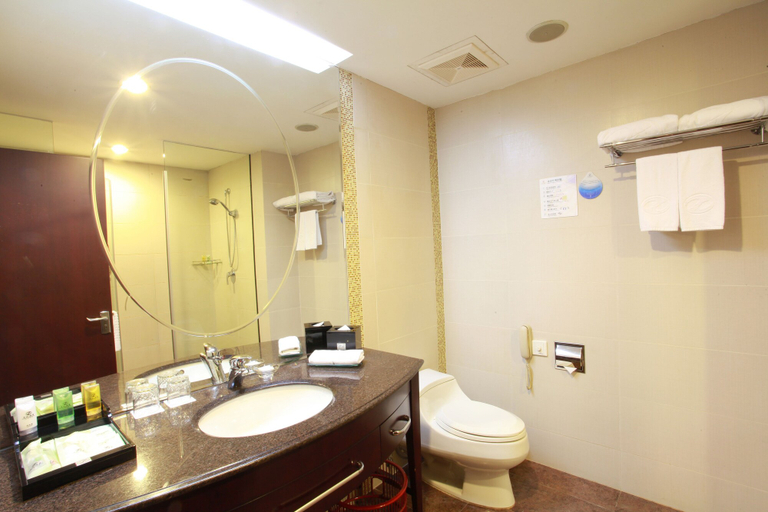 Bathroom 4, Delight Empire Hotel, Dongguan