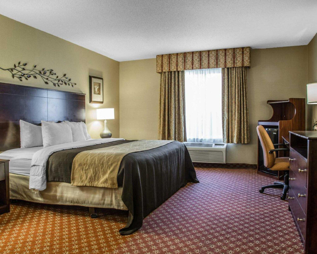 Bedroom 14
