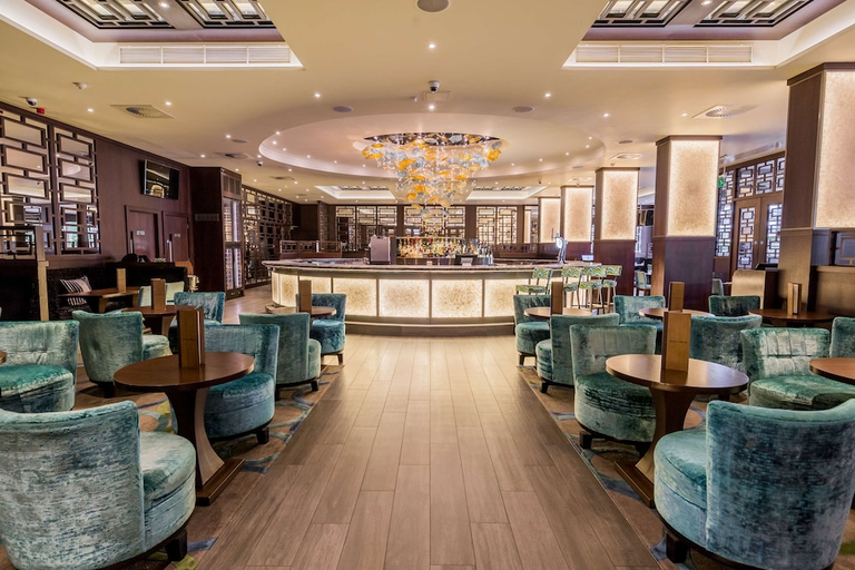Food & Drinks 5, Radisson Blu Hotel, London Heathrow, London