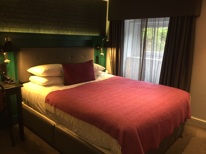 Bedroom 2, The Churchill Hotel, York