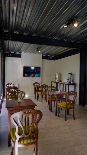 Food & Drinks 4, 718 Rufino Petit Hotel, Capital