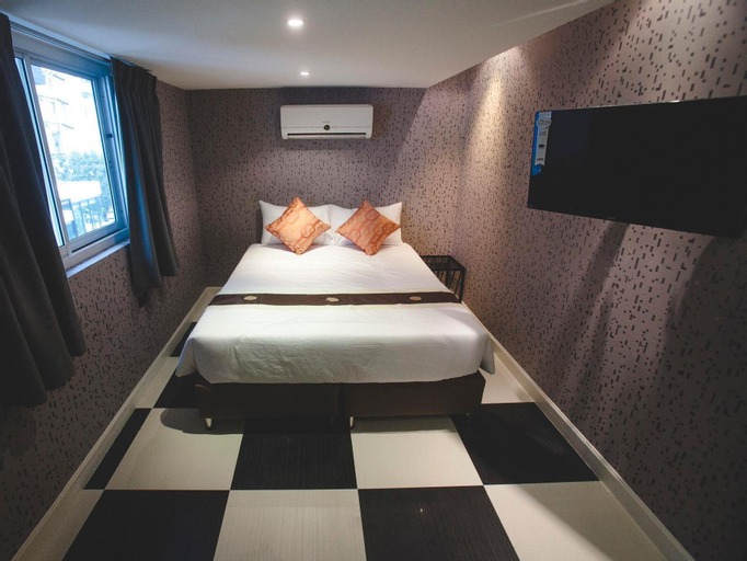 Bedroom 4, Double Five - Hostel, Wattana
